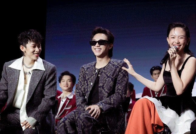 Dàn thực tập sinh "Tân binh toàn năng" lộ diện: Ngoại hình, tài năng gây sốt